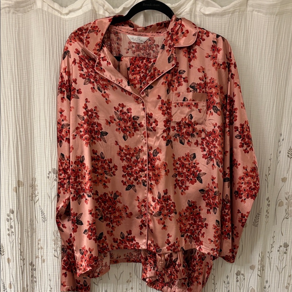 Marilyn Monroe Pink Floral Pajama Set